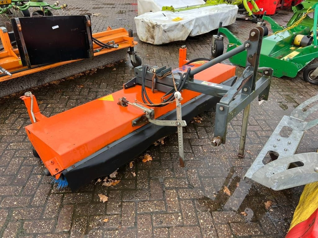 Tuchel EKM 230 HD veegmachine - Zametač: obrázek 4 Tuchel EKM 230 HD veegmachine - Zametač: obrázek 4
