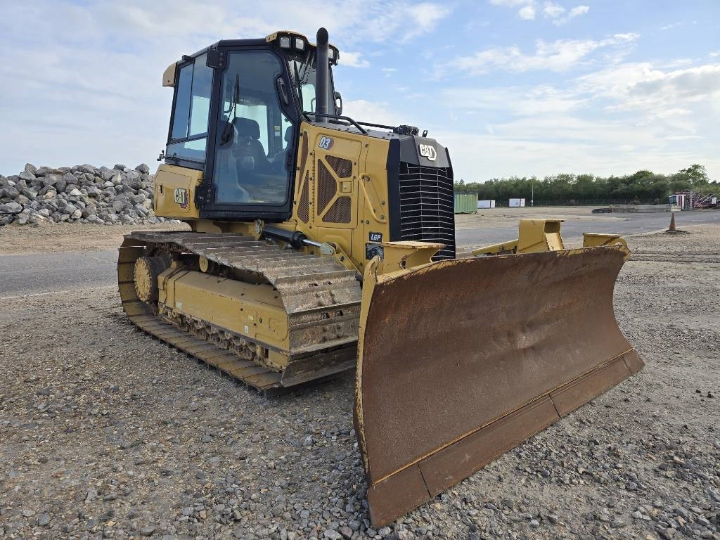 CAT D 3 LGP - Buldozer: obrázek 1 CAT D 3 LGP - Buldozer: obrázek 1