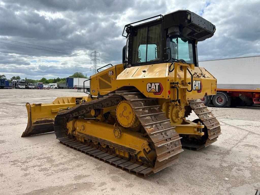 CAT D 5 LGP - Buldozer: obrázek 4 CAT D 5 LGP - Buldozer: obrázek 4