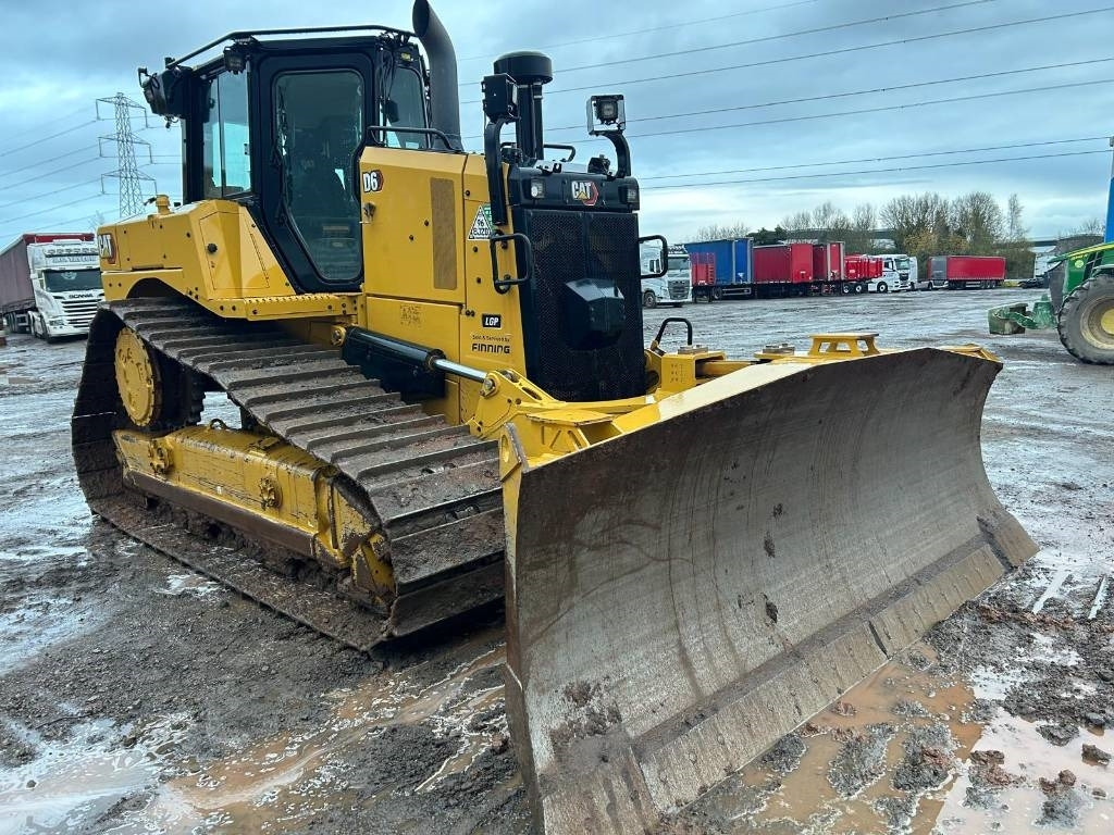 CAT D 6 LGP - Buldozer: obrázek 1 CAT D 6 LGP - Buldozer: obrázek 1
