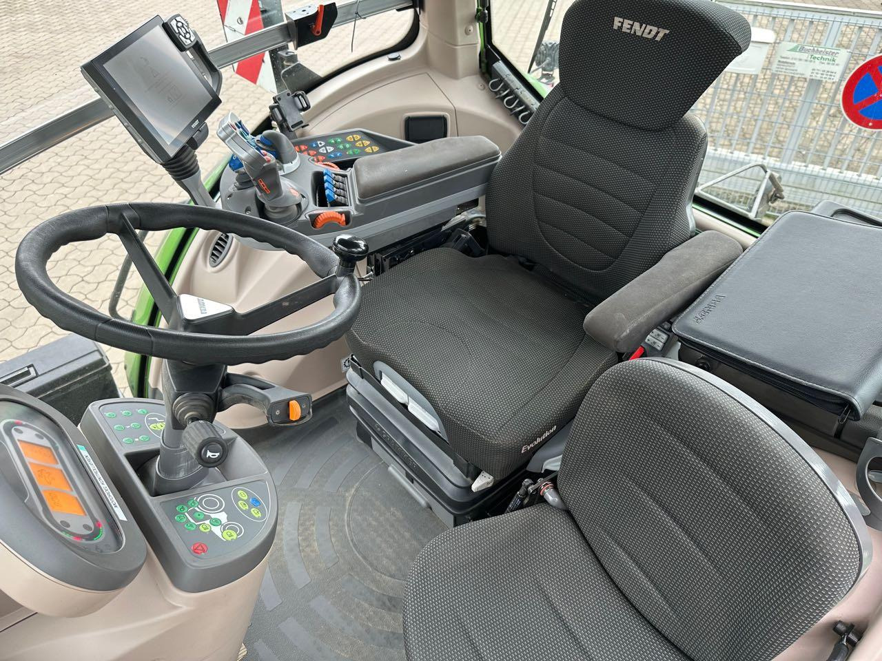 Traktor Fendt 828 S4 ProfiPlus: obrázek 10