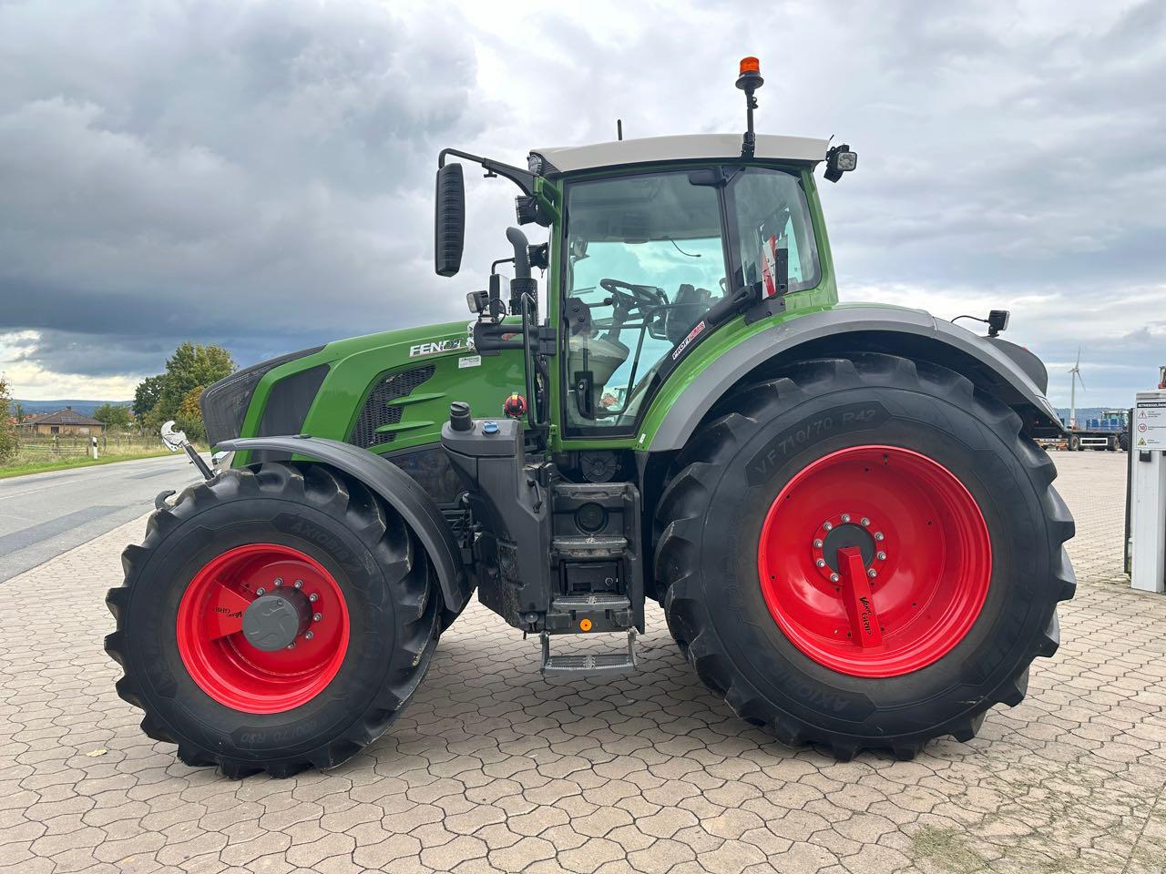 Traktor Fendt 828 S4 ProfiPlus: obrázek 8