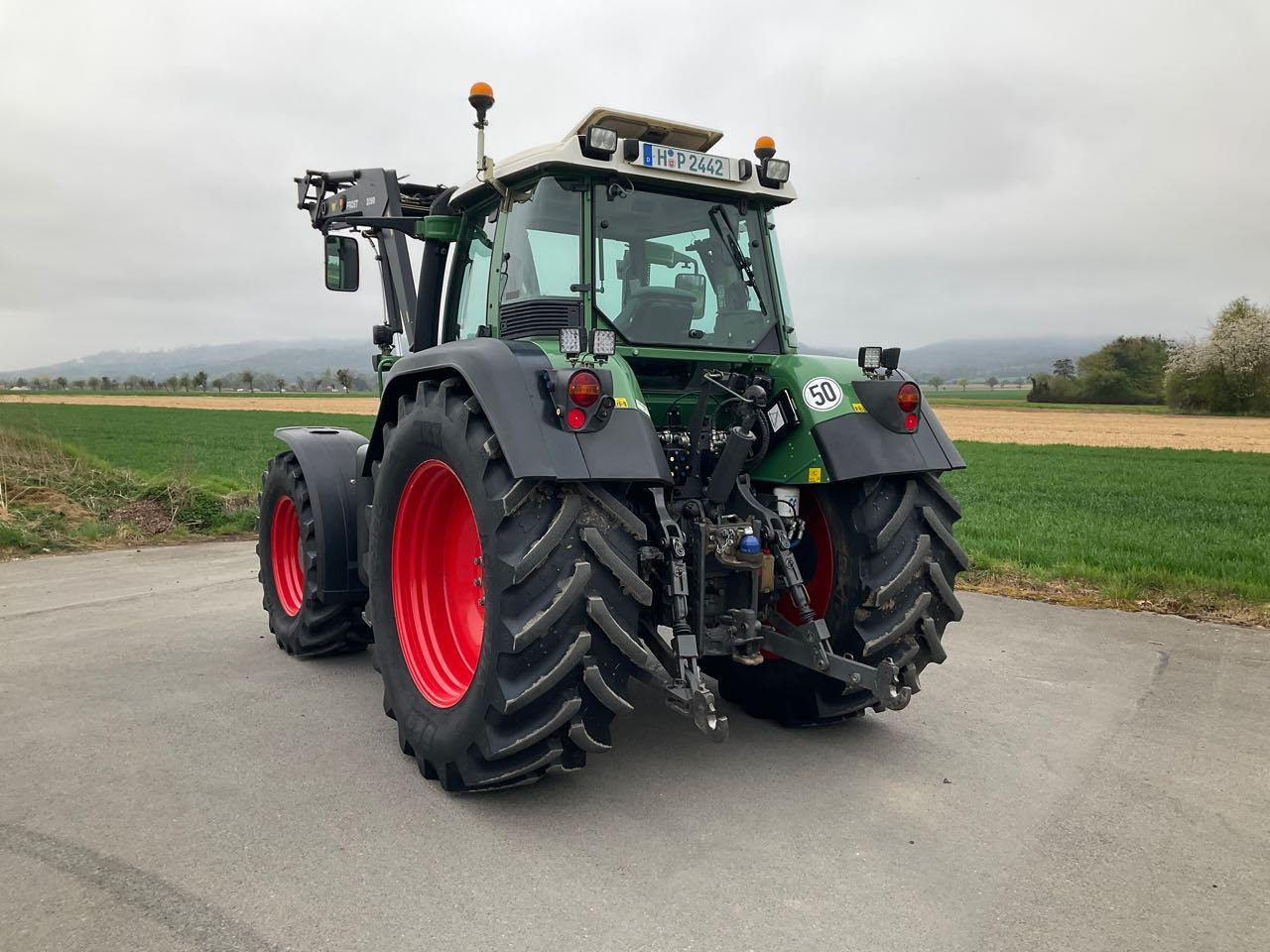 Fendt Vario 818 - Traktor: obrázek 3 Fendt Vario 818 - Traktor: obrázek 3