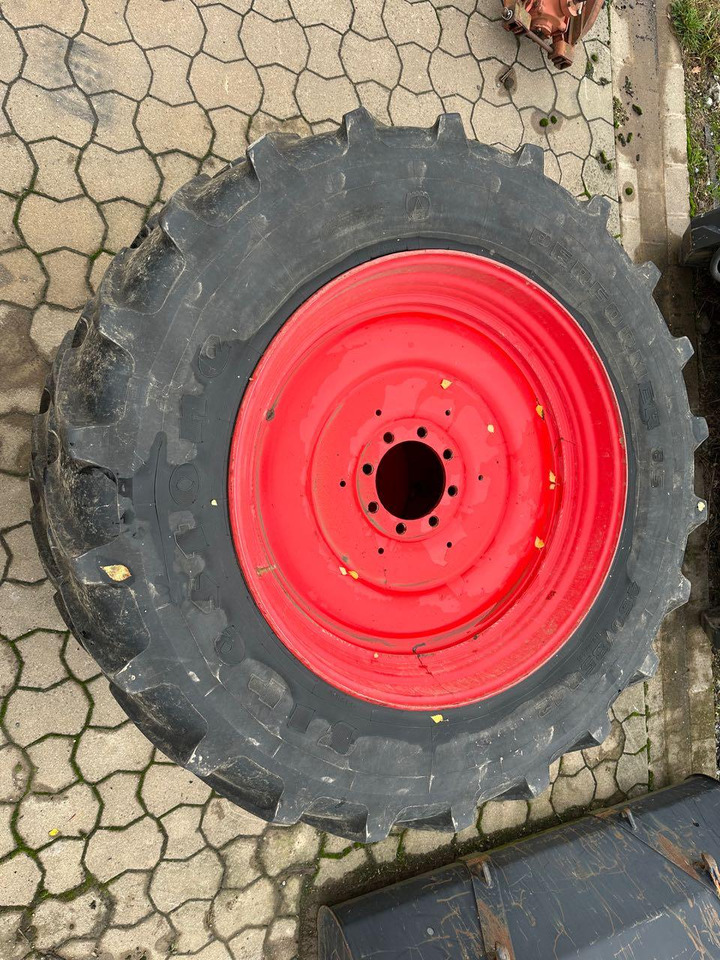 Firestone Komplettsatz 420/85 R30 + 460/85 R42 - Pneumatiky: obrázek 4 Firestone Komplettsatz 420/85 R30 + 460/85 R42 - Pneumatiky: obrázek 4