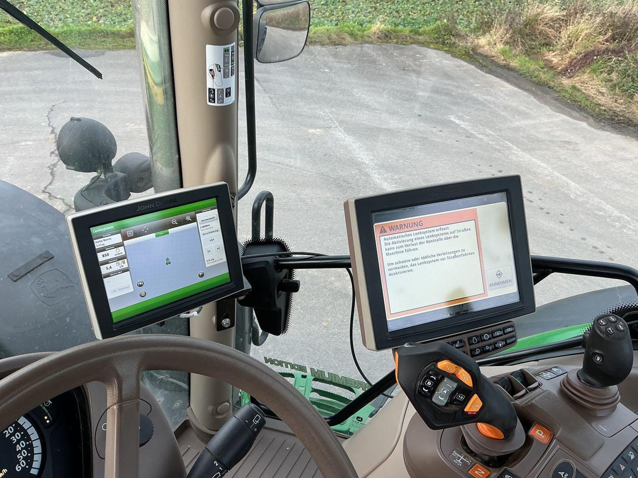 John Deere 6145 R Premium - Traktor: obrázek 4 John Deere 6145 R Premium - Traktor: obrázek 4