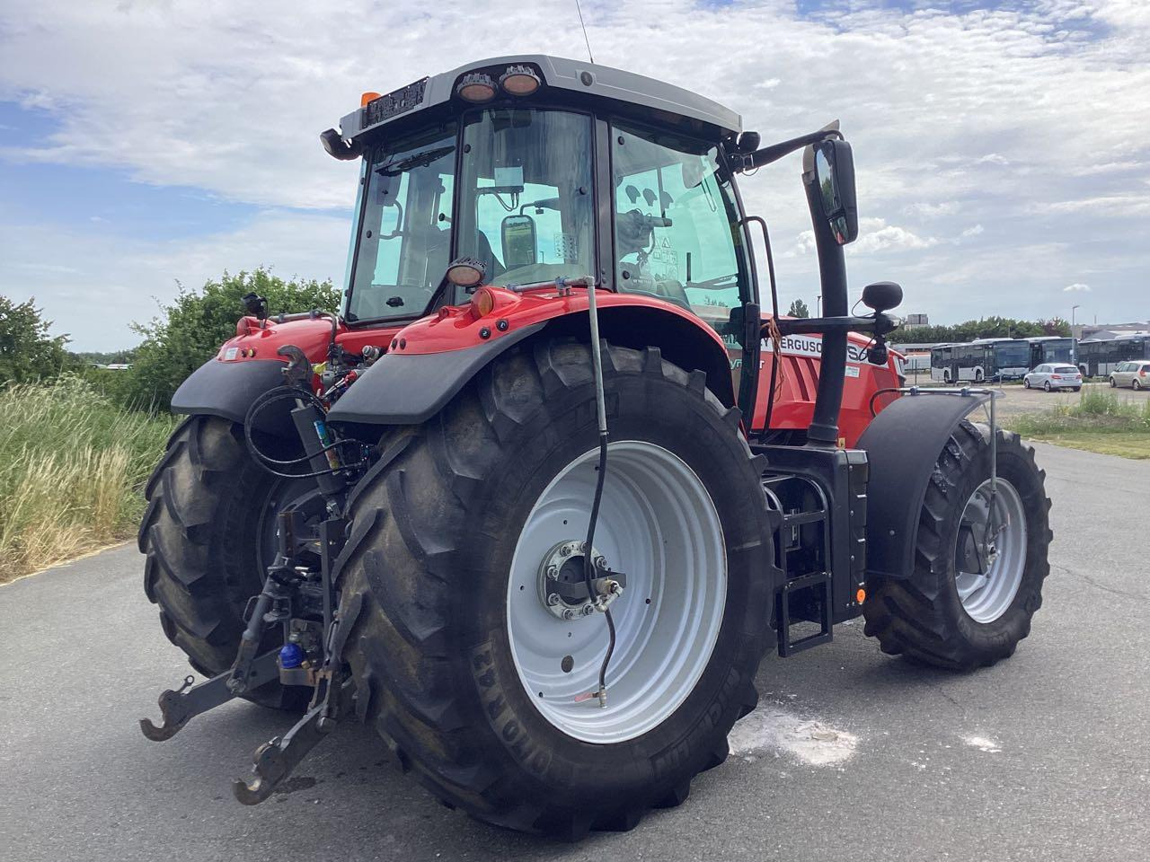 Massey Ferguson 7719 Exclusive Dyna VT - Traktor: obrázek 4 Massey Ferguson 7719 Exclusive Dyna VT - Traktor: obrázek 4