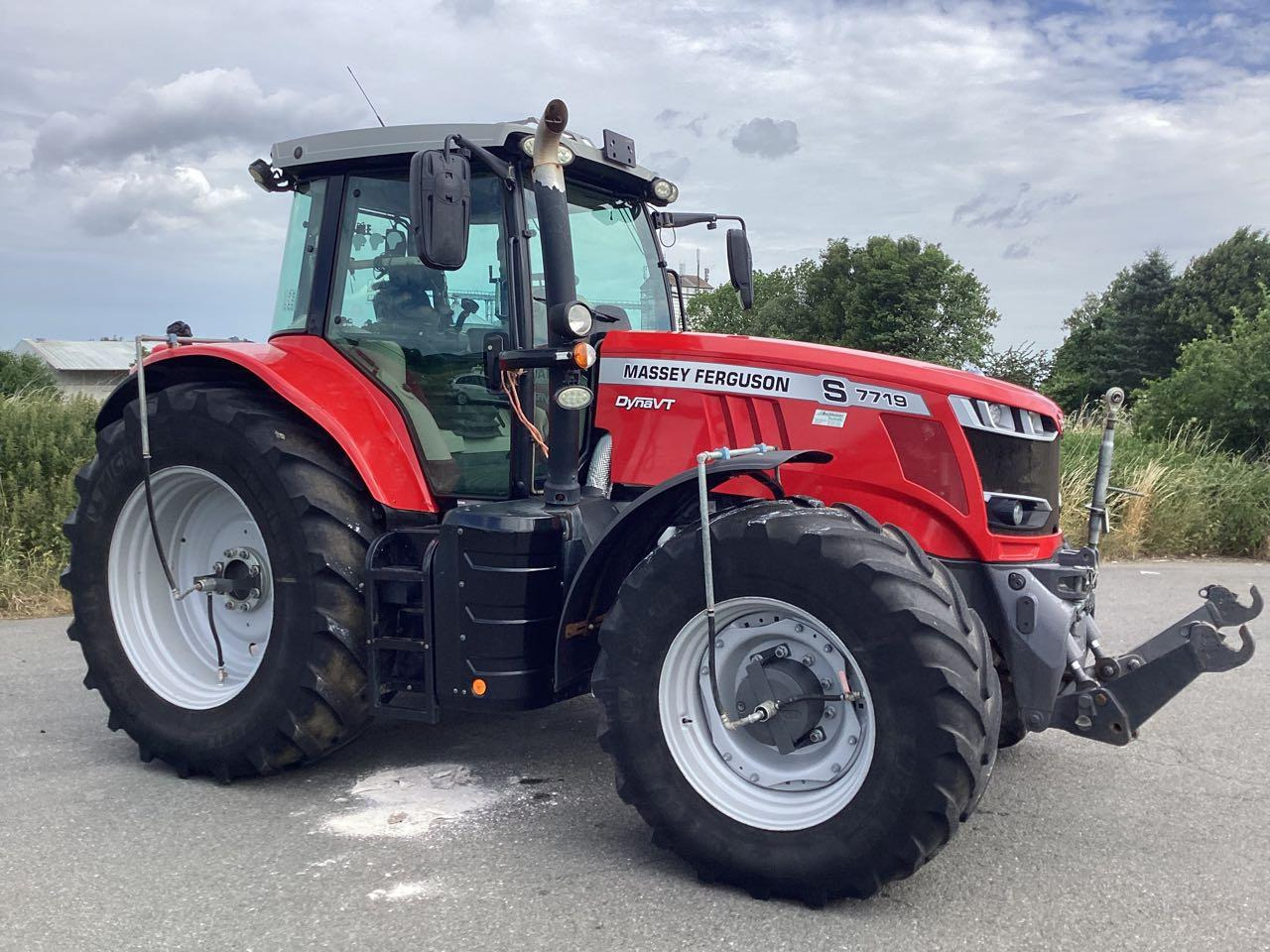 Massey Ferguson 7719 Exclusive Dyna VT - Traktor: obrázek 5 Massey Ferguson 7719 Exclusive Dyna VT - Traktor: obrázek 5