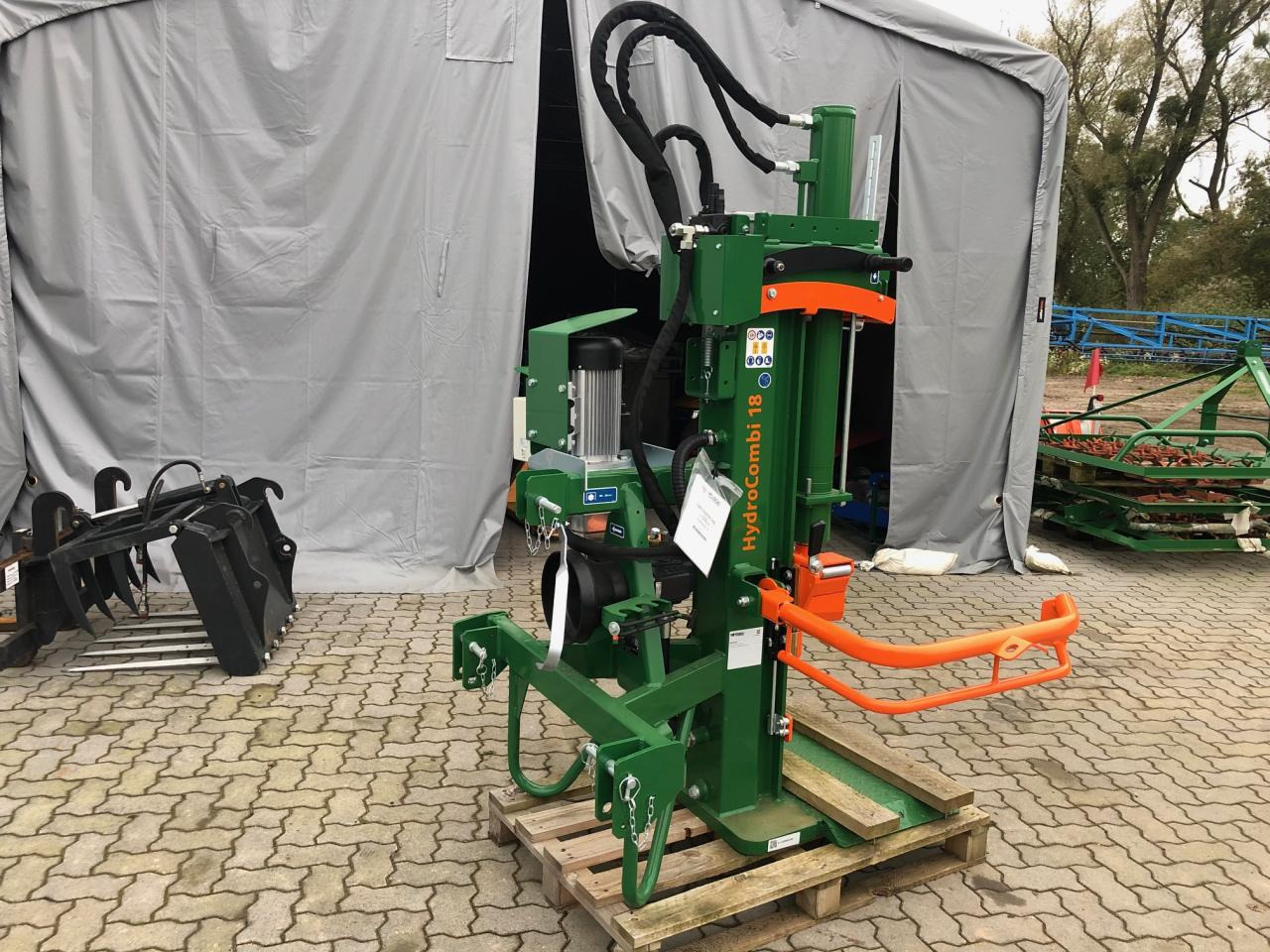 Posch HydroCombi 18 Stehendspalter ZW + E - Štípačka na dřevo: obrázek 4 Posch HydroCombi 18 Stehendspalter ZW + E - Štípačka na dřevo: obrázek 4