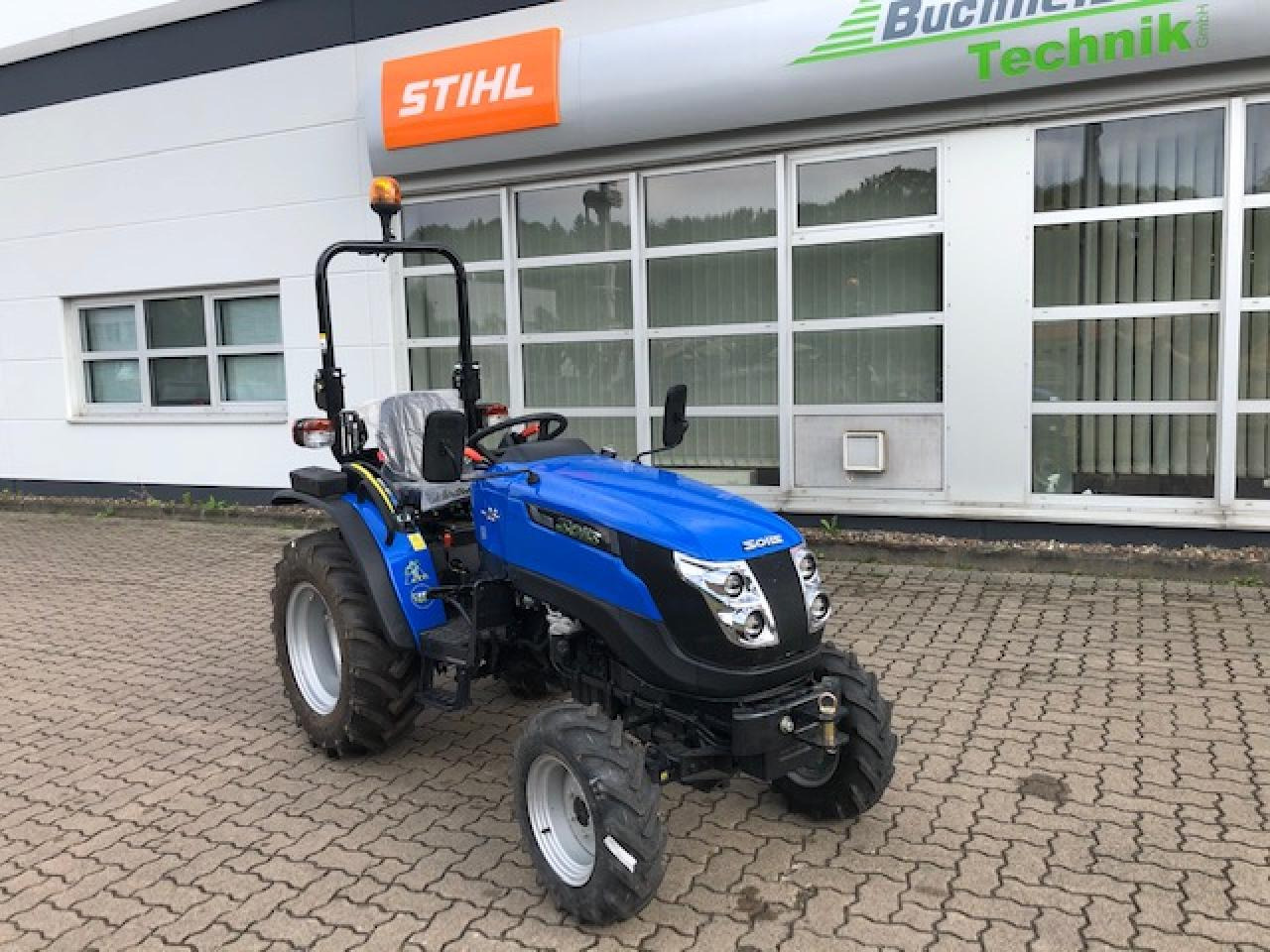 Solis 26 6+2 - Traktor: obrázek 2 Solis 26 6+2 - Traktor: obrázek 2