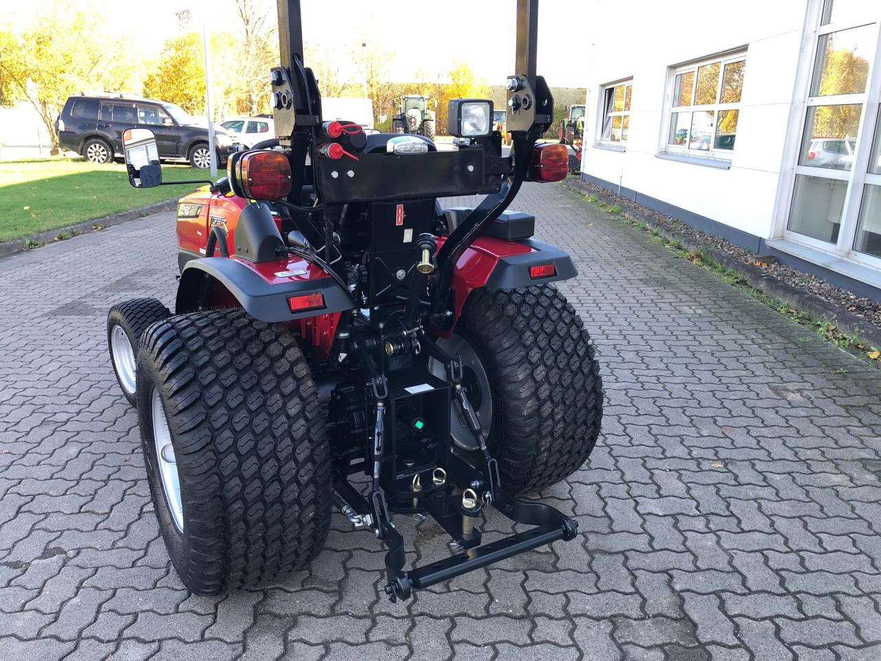 Solis 26 6+2 Tiger - Traktor: obrázek 5 Solis 26 6+2 Tiger - Traktor: obrázek 5