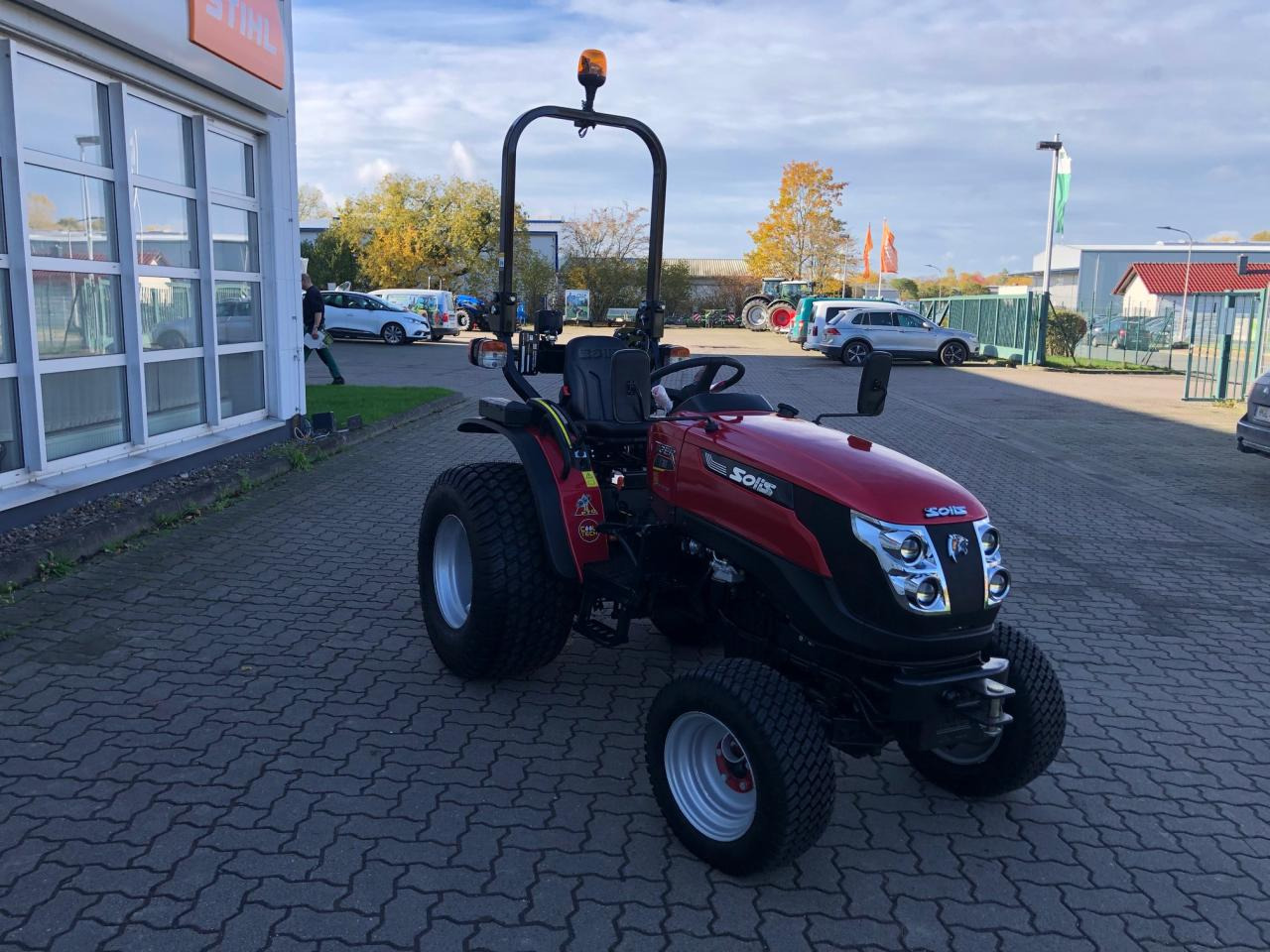 Solis 26 6+2 Tiger - Traktor: obrázek 3 Solis 26 6+2 Tiger - Traktor: obrázek 3