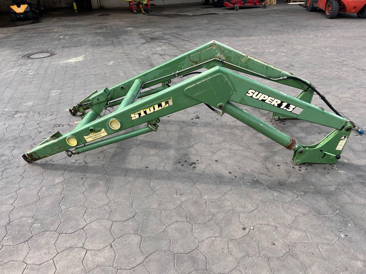 Stoll Super 1.3 - Čelní nakladač pro traktor: obrázek 1 Stoll Super 1.3 - Čelní nakladač pro traktor: obrázek 1