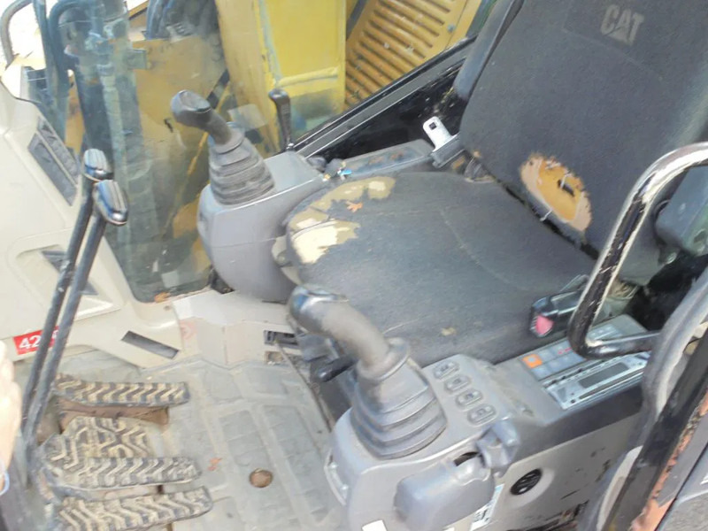Caterpillar 308C CR + 4966 HOURS!! - Mini rýpadlo: obrázek 4 Caterpillar 308C CR + 4966 HOURS!! - Mini rýpadlo: obrázek 4