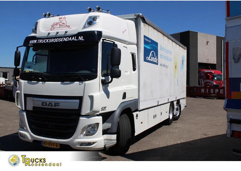 DAF CF 330 + EURO 6 + 6X2 STEERING - Plachtový nákladní auto: obrázek 1 DAF CF 330 + EURO 6 + 6X2 STEERING - Plachtový nákladní auto: obrázek 1