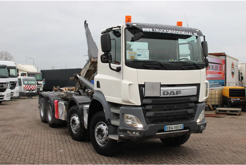 DAF CF 510 + 8X4 + SPRING SUSPENSION + MANUAL + EURO 6 - Hákový nosič kontejnerů: obrázek 2 DAF CF 510 + 8X4 + SPRING SUSPENSION + MANUAL + EURO 6 - Hákový nosič kontejnerů: obrázek 2