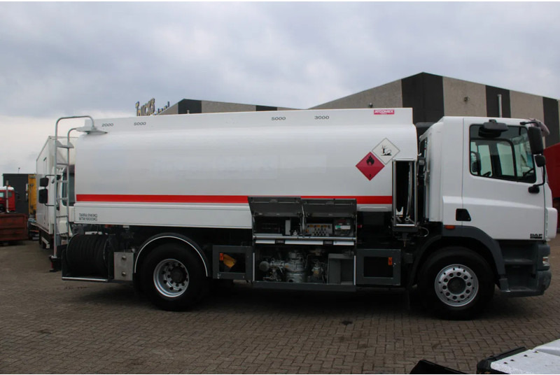 DAF CF 85.430 + PUMP/METERS + 4 COMPART / 15.000 LITER + COMPLETE SYSTEM WORKING - Cisternové vozidlo: obrázek 3 DAF CF 85.430 + PUMP/METERS + 4 COMPART / 15.000 LITER + COMPLETE SYSTEM WORKING - Cisternové vozidlo: obrázek 3