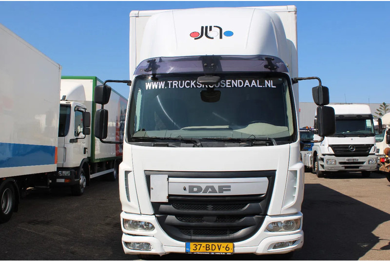 DAF LF 210 + EURO 6 + LIFT - Skříňový nákladní auto: obrázek 3 DAF LF 210 + EURO 6 + LIFT - Skříňový nákladní auto: obrázek 3