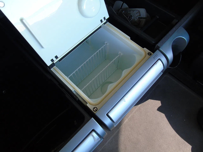 Skříňový nákladní auto DAF XF 105 .460 + MANUAL + EURO 5: obrázek 10 Skříňový nákladní auto DAF XF 105 .460 + MANUAL + EURO 5: obrázek 10