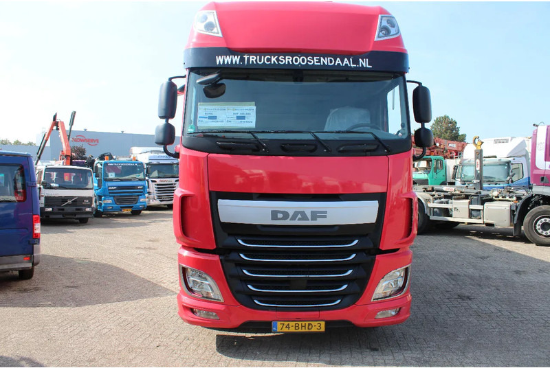 DAF XF 440 + frigo block + EURO 6 combi + LIFT + RETARDER + 2.73 HEIGHT!! - Chladírenský nákladní automobil: obrázek 3 DAF XF 440 + frigo block + EURO 6 combi + LIFT + RETARDER + 2.73 HEIGHT!! - Chladírenský nákladní automobil: obrázek 3