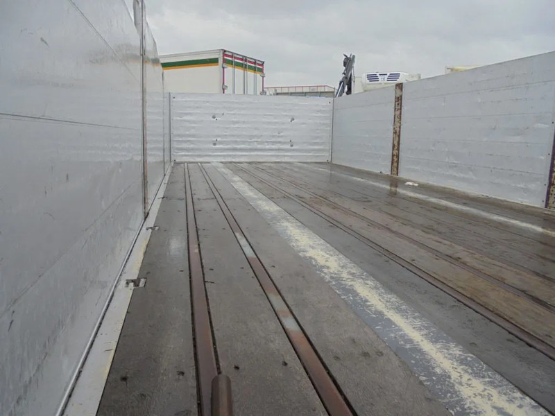 GS AN- 2000 + 2 AXLE - Přívěs plato/ Valník: obrázek 3 GS AN- 2000 + 2 AXLE - Přívěs plato/ Valník: obrázek 3