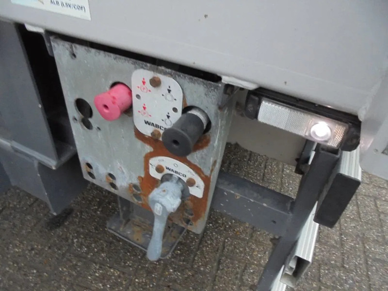 GS AN- 2000 + 2 AXLE - Přívěs plato/ Valník: obrázek 4 GS AN- 2000 + 2 AXLE - Přívěs plato/ Valník: obrázek 4