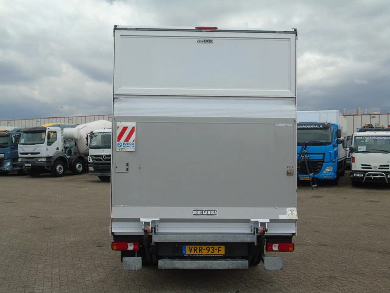 Iveco Daily 40 C18 + LIFT - Dodávka skřín: obrázek 4 Iveco Daily 40 C18 + LIFT - Dodávka skřín: obrázek 4