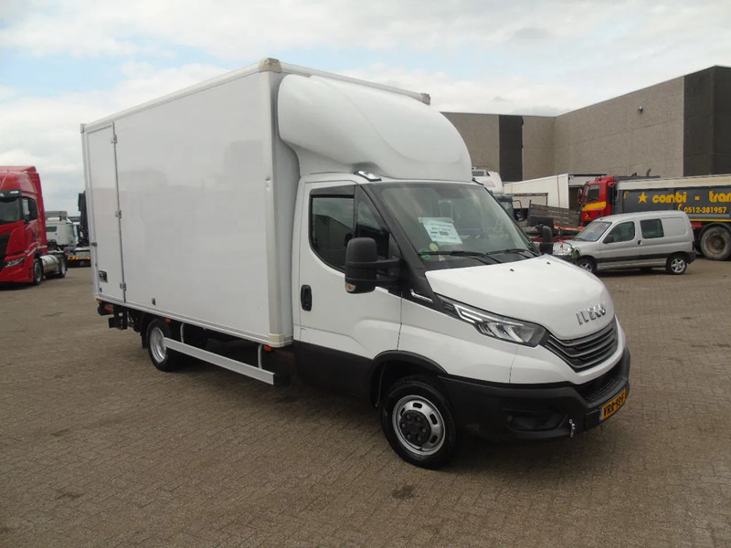 Iveco Daily 40 C18 + LIFT - Dodávka skřín: obrázek 2 Iveco Daily 40 C18 + LIFT - Dodávka skřín: obrázek 2