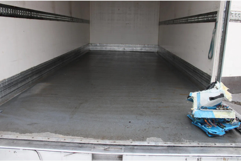 Chladírenský nákladní automobil Iveco Eurocargo 140e22 + EURO 6 + LOW KM + chereau: obrázek 5