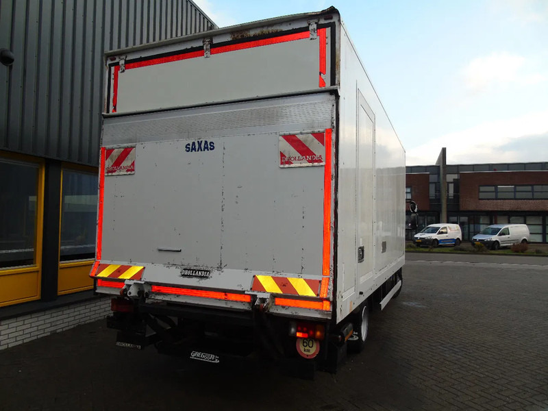Iveco Eurocargo 80E18 + 3 SEATS - Skříňový nákladní auto: obrázek 5 Iveco Eurocargo 80E18 + 3 SEATS - Skříňový nákladní auto: obrázek 5