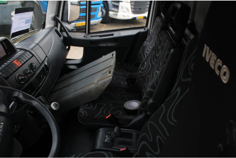 Skříňový nákladní auto Iveco Eurocargo 80E18 + MANUAL + EURO 5: obrázek 17