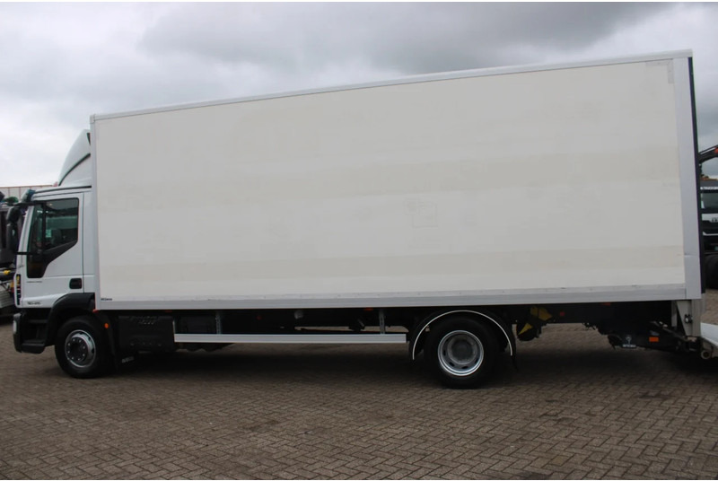 Iveco Eurocargo reserved ! 120 E21 + LIFT + EURO 6 + 12T - Skříňový nákladní auto: obrázek 4 Iveco Eurocargo reserved ! 120 E21 + LIFT + EURO 6 + 12T - Skříňový nákladní auto: obrázek 4