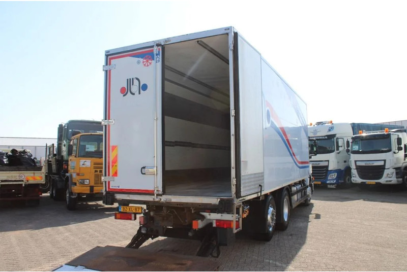 Chladírenský nákladní automobil Iveco Stralis 310 + 6X2 EURO 5 + CARRIER + LIFT: obrázek 11