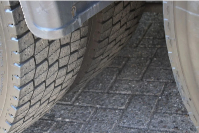 Chladírenský nákladní automobil Iveco Stralis 310 + 6X2 EURO 5 + CARRIER + LIFT: obrázek 16