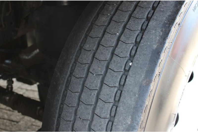 Chladírenský nákladní automobil Iveco Stralis 310 + 6X2 EURO 5 + CARRIER + LIFT: obrázek 15