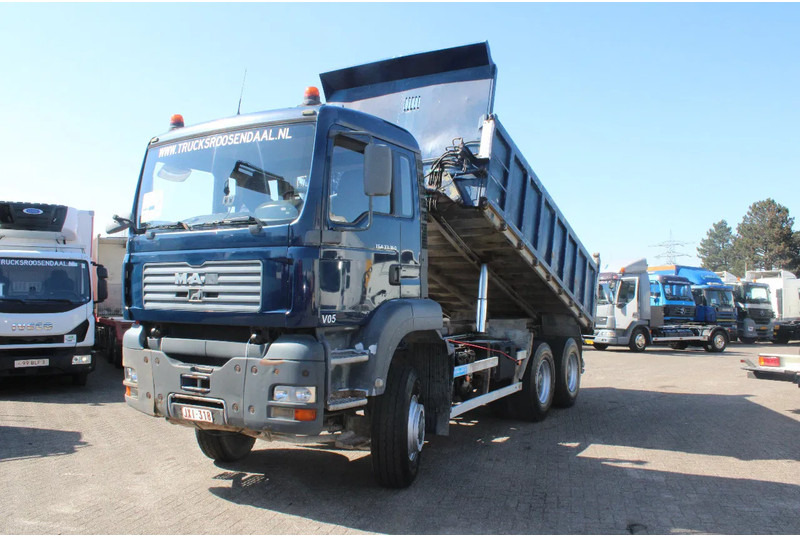 MAN TGA 33.360 + 6X6 + MANUAL - Sklápěč: obrázek 2 MAN TGA 33.360 + 6X6 + MANUAL - Sklápěč: obrázek 2