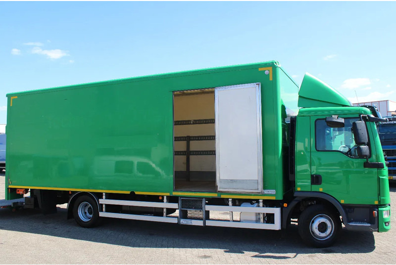 MAN TGL 12.180 + EURO 6 + LIFT + CAMERA - Skříňový nákladní auto: obrázek 3 MAN TGL 12.180 + EURO 6 + LIFT + CAMERA - Skříňový nákladní auto: obrázek 3