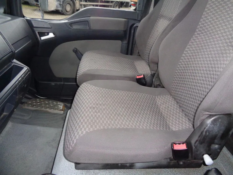 MAN TGL 8.180 TGL 8.180 + MANUAL + Lift - Skříňový nákladní auto: obrázek 5 MAN TGL 8.180 TGL 8.180 + MANUAL + Lift - Skříňový nákladní auto: obrázek 5