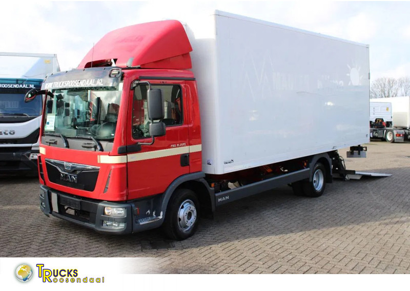 MAN TGL 8.220 + MANUAL - Chladírenský nákladní automobil: obrázek 1 MAN TGL 8.220 + MANUAL - Chladírenský nákladní automobil: obrázek 1