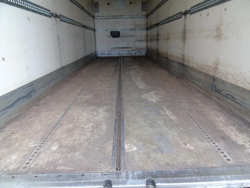 MAN TGM 12.250 + EURO 6 + LIFT - Skříňový nákladní auto: obrázek 5 MAN TGM 12.250 + EURO 6 + LIFT - Skříňový nákladní auto: obrázek 5