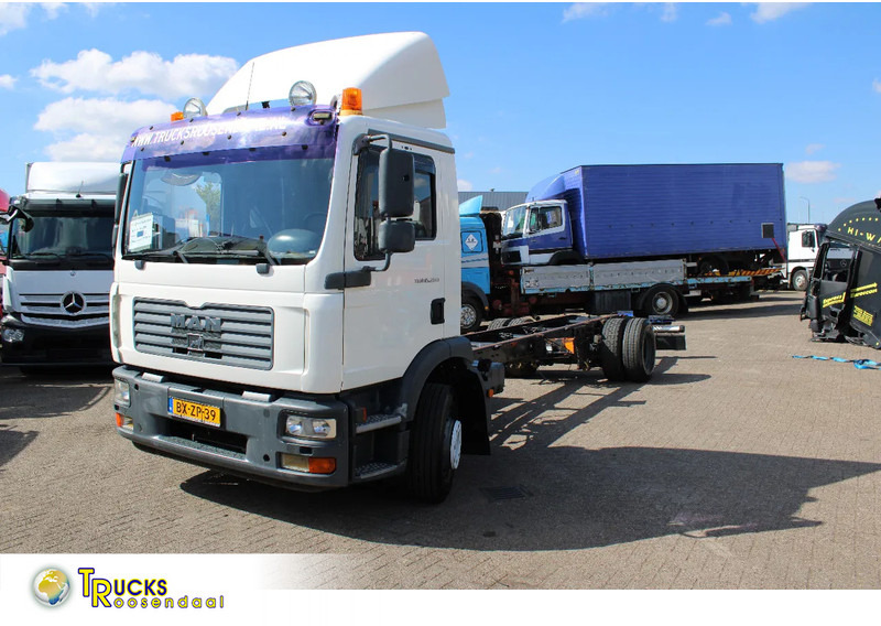 MAN TGM 12.280 + NICE TRUCK - Podvozek s kabinou: obrázek 1 MAN TGM 12.280 + NICE TRUCK - Podvozek s kabinou: obrázek 1