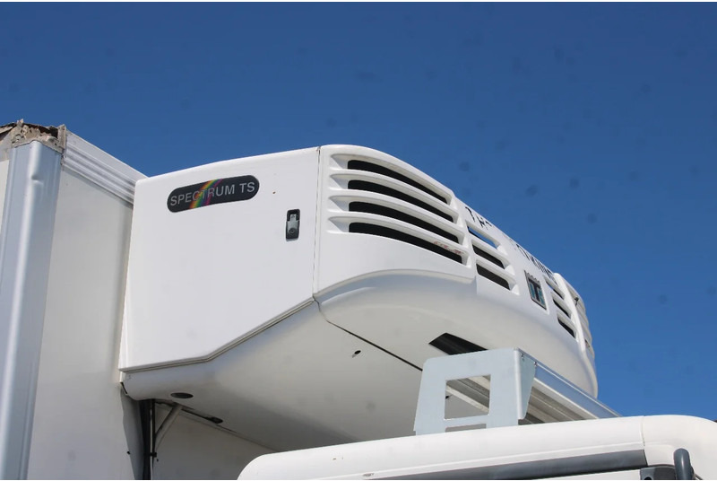 MAN TGM 18.280 + EURO 4 + LIFT + 18T - Chladírenský nákladní automobil: obrázek 5 MAN TGM 18.280 + EURO 4 + LIFT + 18T - Chladírenský nákladní automobil: obrázek 5