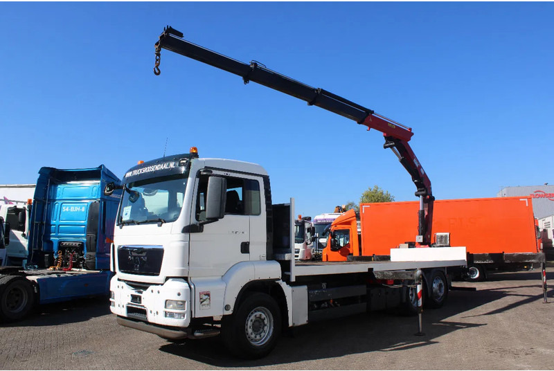 MAN TGS 26.440 + HMF 22T/M + remote + 6x2 steering + EURO 5 - Auto s hydraulickou rukou: obrázek 2 MAN TGS 26.440 + HMF 22T/M + remote + 6x2 steering + EURO 5 - Auto s hydraulickou rukou: obrázek 2