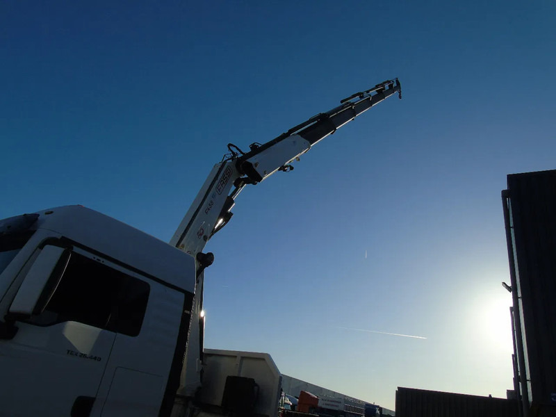 MAN TGX 26.440 + FASSI 455A.2.26 + EURO 6 + 6X2 + REMOTE - Auto s hydraulickou rukou: obrázek 4 MAN TGX 26.440 + FASSI 455A.2.26 + EURO 6 + 6X2 + REMOTE - Auto s hydraulickou rukou: obrázek 4