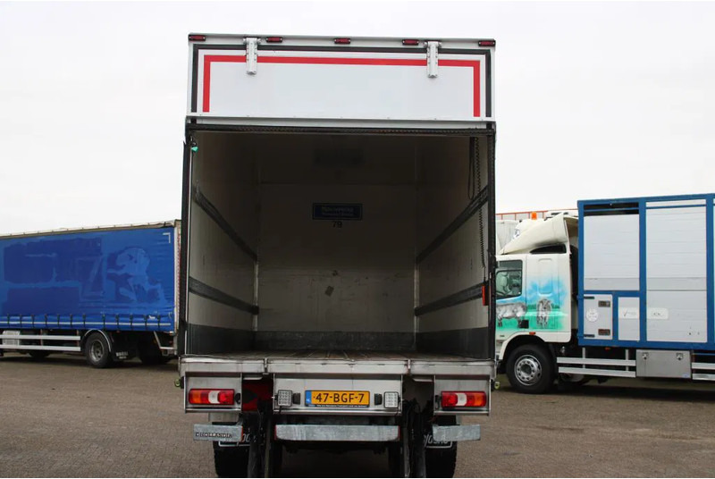Skříňový nákladní auto Mercedes-Benz Actros 1927 + EURO 6 + LIFT: obrázek 16