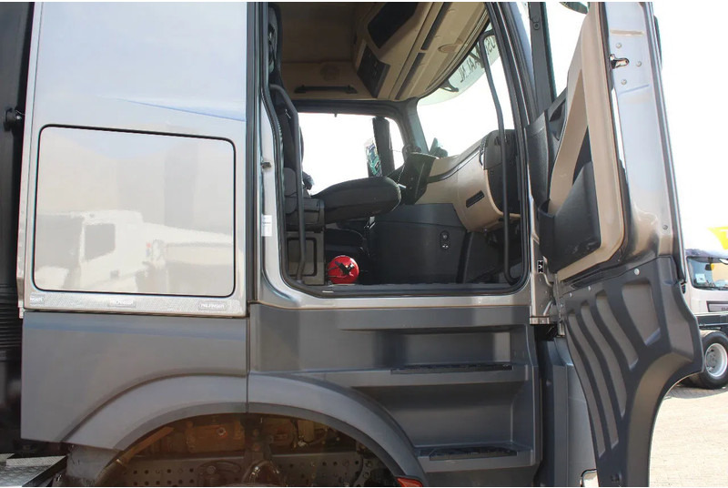 Auto s hydraulickou rukou Mercedes-Benz Arocs 2858 + PALFINGER S260Z96 (2022) + 6X4: obrázek 16 Auto s hydraulickou rukou Mercedes-Benz Arocs 2858 + PALFINGER S260Z96 (2022) + 6X4: obrázek 16