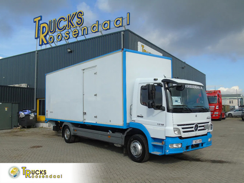 Mercedes-Benz Atego 1218 + euro 5 + lift - Skříňový nákladní auto: obrázek 1 Mercedes-Benz Atego 1218 + euro 5 + lift - Skříňový nákladní auto: obrázek 1