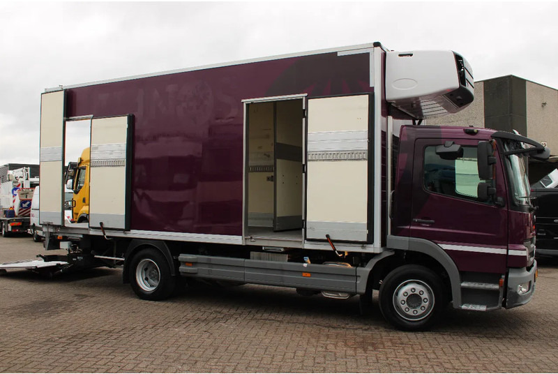 Mercedes-Benz Atego 1222 + EURO 5 + CARRIER - Chladírenský nákladní automobil: obrázek 4 Mercedes-Benz Atego 1222 + EURO 5 + CARRIER - Chladírenský nákladní automobil: obrázek 4