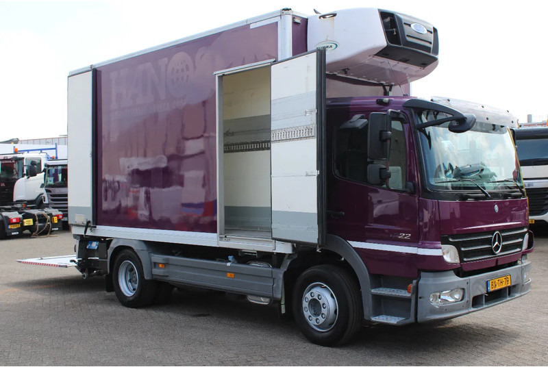 Mercedes-Benz Atego 1222 + carrier + lift + EURO 5 - Chladírenský nákladní automobil: obrázek 2 Mercedes-Benz Atego 1222 + carrier + lift + EURO 5 - Chladírenský nákladní automobil: obrázek 2