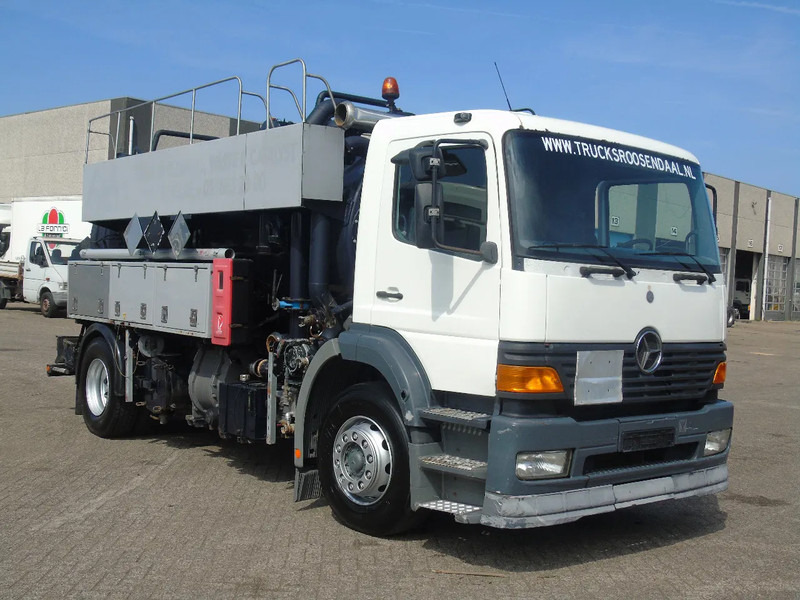 Mercedes-Benz Atego 1923 + 8.800 liter INOX + complete pump/tipper/functional + EURO 2 - Čistič odpadových jam: obrázek 4 Mercedes-Benz Atego 1923 + 8.800 liter INOX + complete pump/tipper/functional + EURO 2 - Čistič odpadových jam: obrázek 4