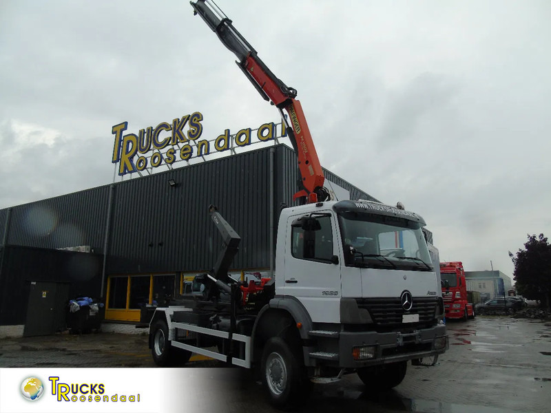 Mercedes-Benz Atego 1928 + 4x4 + PALFINGER PK11.500 + pallift + MANUAL + SPRING - Auto s hydraulickou rukou: obrázek 1 Mercedes-Benz Atego 1928 + 4x4 + PALFINGER PK11.500 + pallift + MANUAL + SPRING - Auto s hydraulickou rukou: obrázek 1
